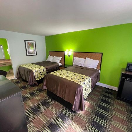 Bowers Hill Inn Chesapeake Bagian luar foto